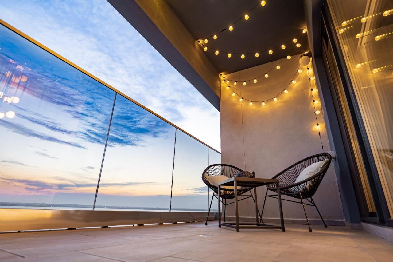 Apartment Golden Mirage Sunset *